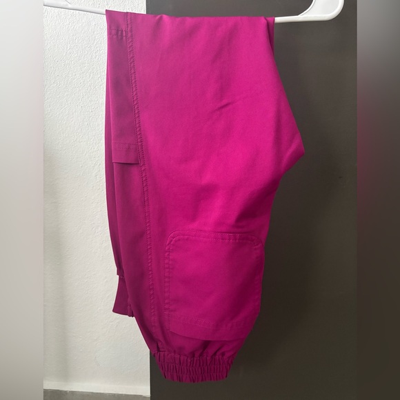 KOI Lite Stretch Scrub Set - Action Y-Neck Top (XXS) & Pants (XS) - Raspberry - Picture 8 of 9